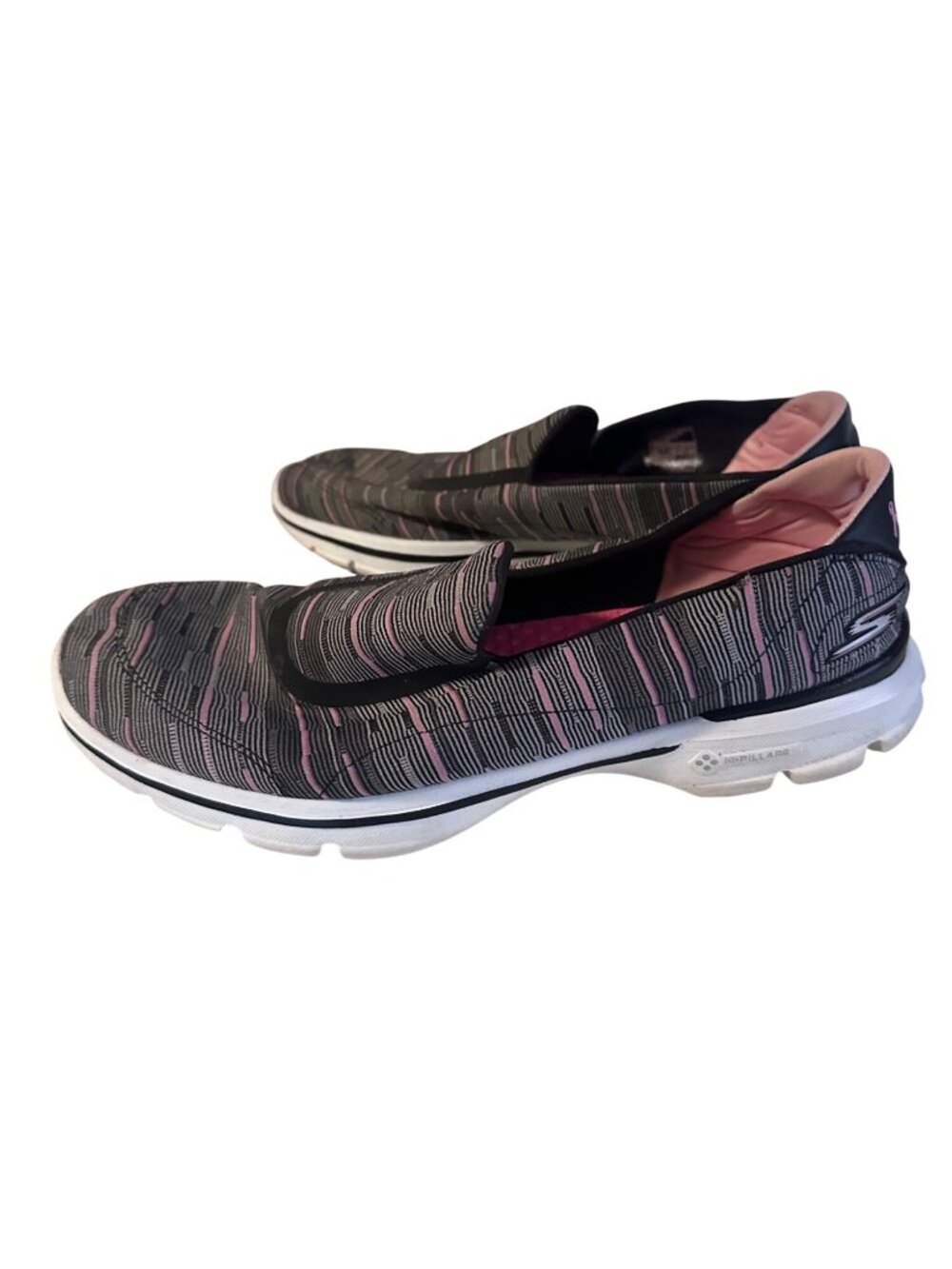 Skechers Go Walk 3 gray and pink striped slip on shoes with pink bow size 10